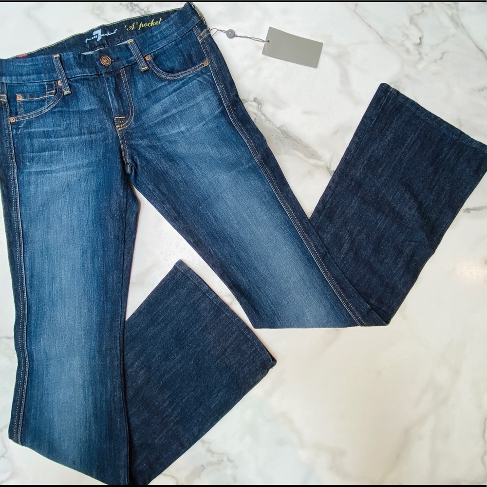 NWT 7 For All Mankind “A” Pocket Flared bootcut Style Jeans Size 26 Dark Denim
